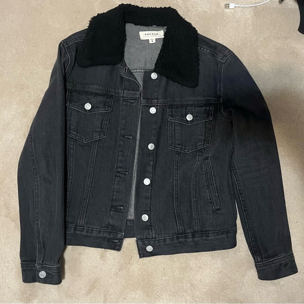 PacSun Black Denim Jacket with Faux Fur Collar